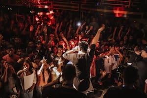 Cómo Abrir una Discoteca en República Dominicana: Guía Legal