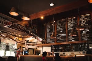 Cómo Controlar las Compras de Bebidas en tu Bar en RD